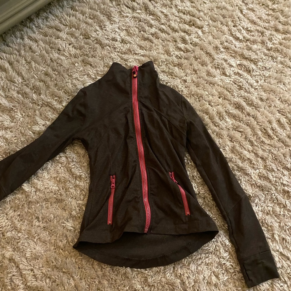 Lululemon Dark grey Define jacket with pink zipper